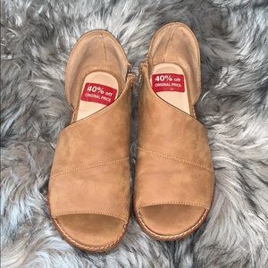 Brown Open toe girls sandals